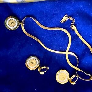 Coin set of necklace and earring.